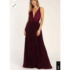 Lulus XL Magenta Sparkly Pleated Maxi Long Spaghetti Strap Prom NWT